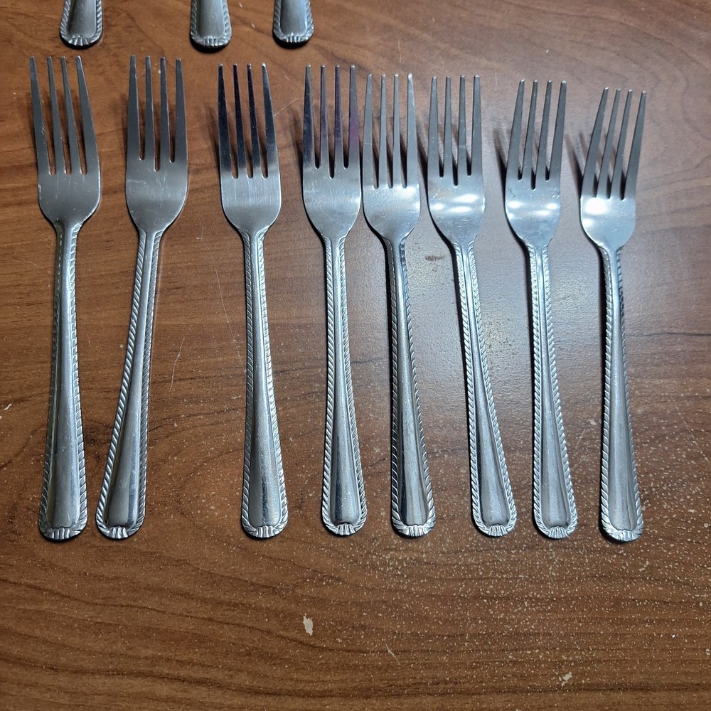 Stainless China Flatware Silverware - 44pc - Unbranded