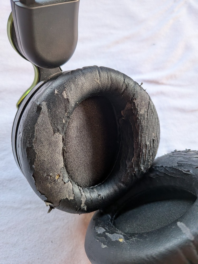 Grand Theft Auto V Pulse Elite Edition wireless headset