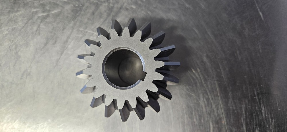 1035016 Univex Gear
