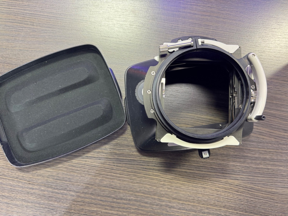 TIFFEN FILTER FLEX MATTE BOX FOR INTERNAL FOCUS LENS