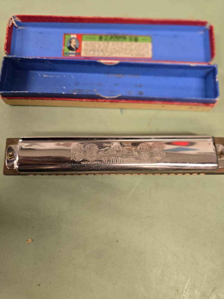 Linda's Mexicanas, M Hohner Chromonica Harmonica