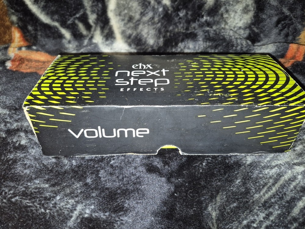 Electroharmonics Next Step Expression Pedal Pedal Board Cradle Display Model