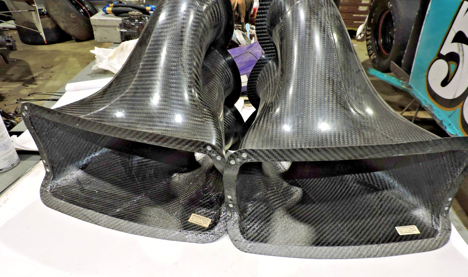 Fibreworks Carbon Fiber nose ducts to 4" outlets L&R Late Model Nascar
