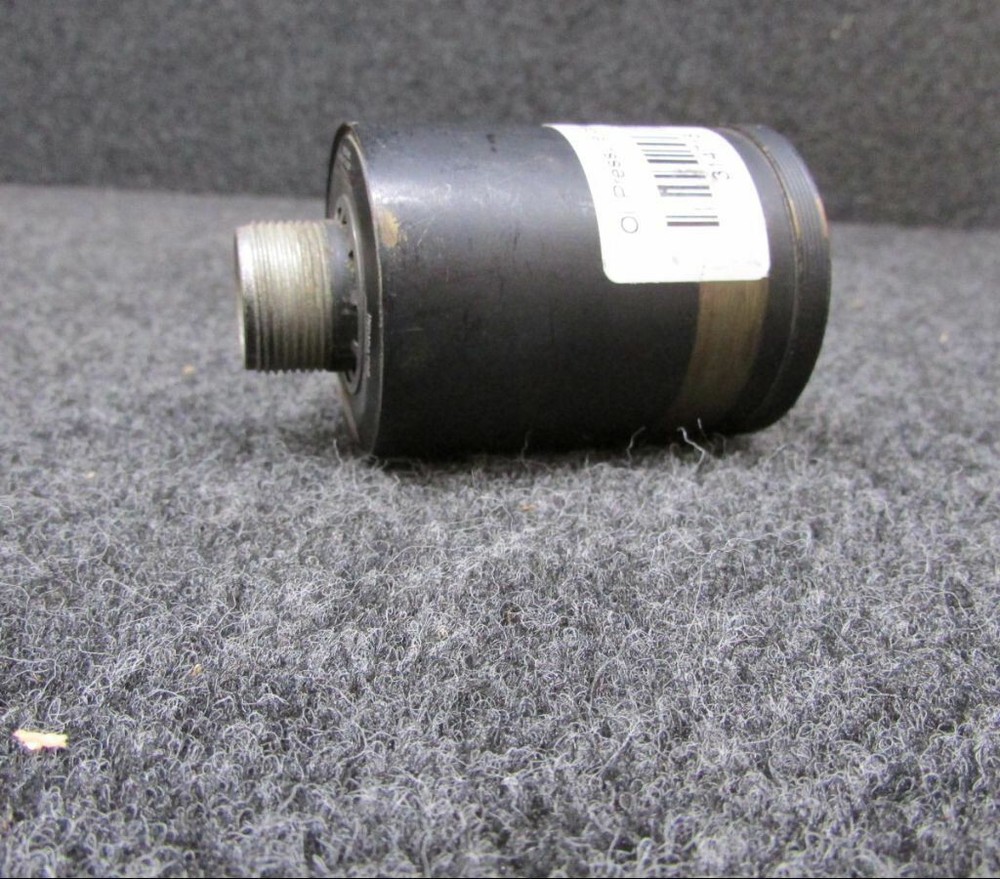 1669 Bendix Oil Pressure Indicator (Volts: 26)