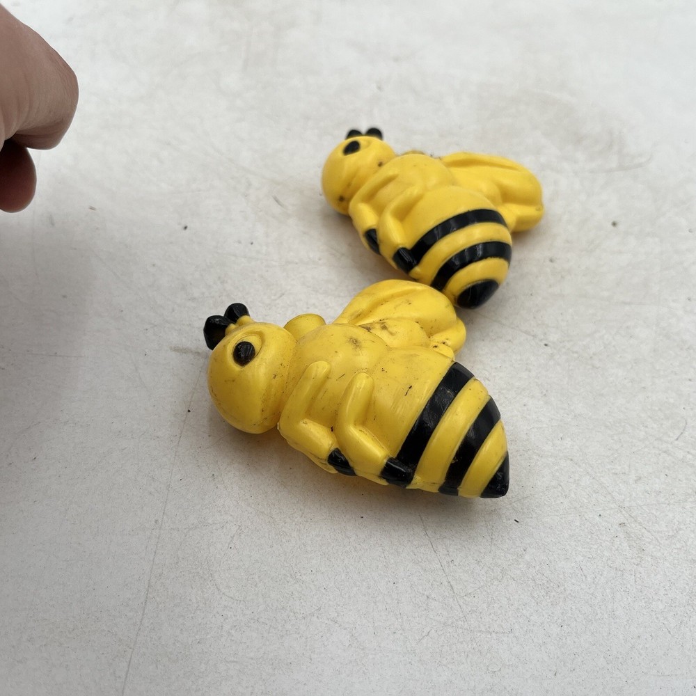 VTG 2 Primal Lite Plastic Summer Spring Bumble Bee String Light Covers RV Patio