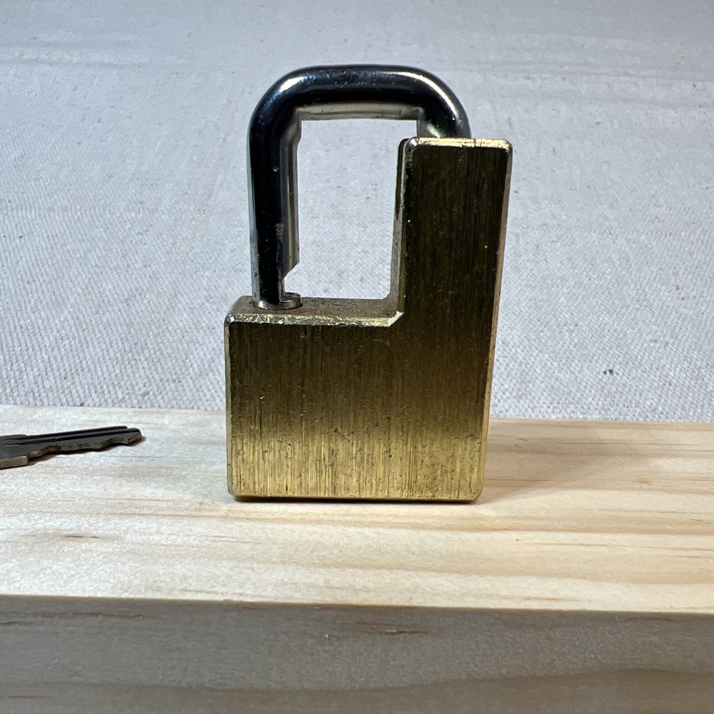 Trailer Coupler Lock 2 Position with one key BA￼