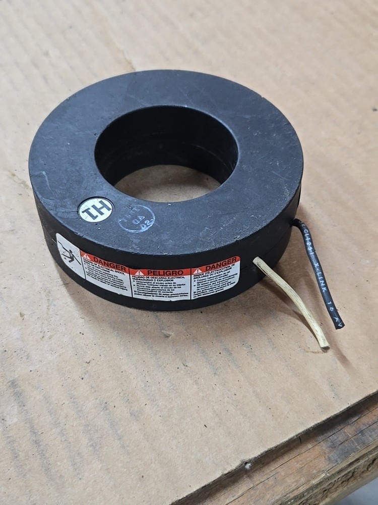 Square D 1500:5 Ratio Current Transformer 7RL-152B