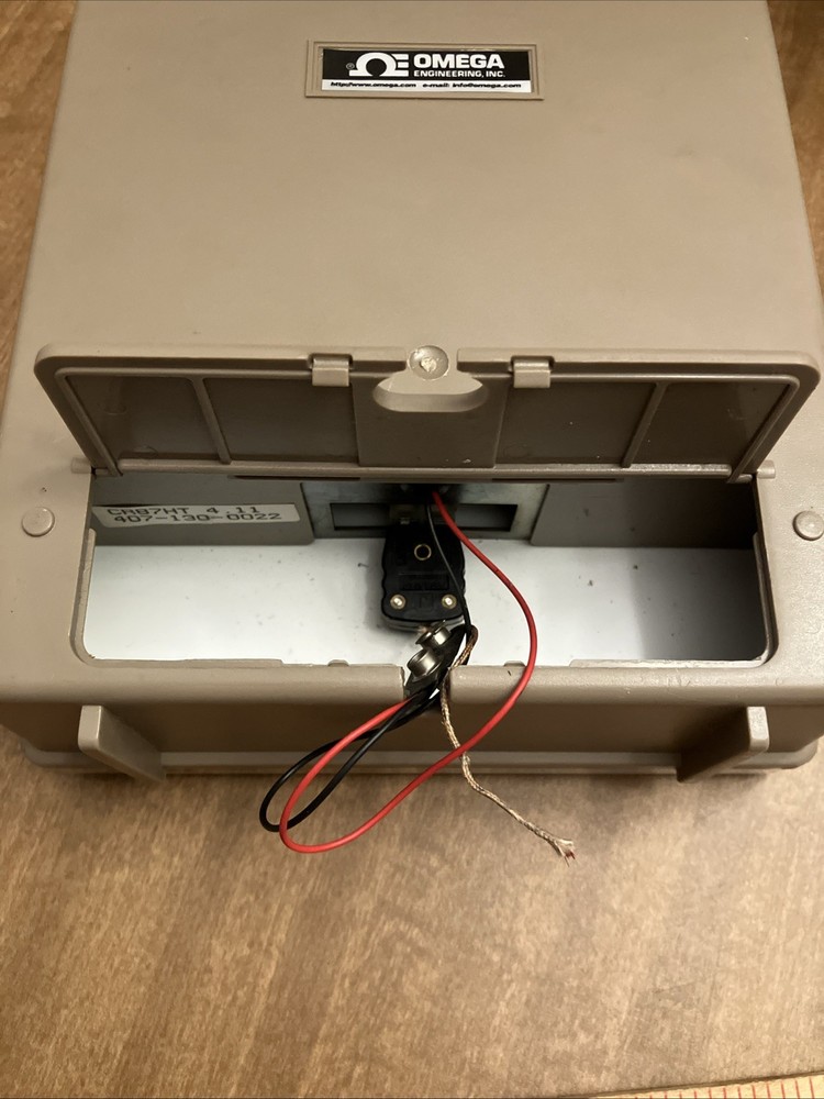 OMEGA ENGINEERING CT87HF / CT87HF Temperature Recorder Untested Missing Cord