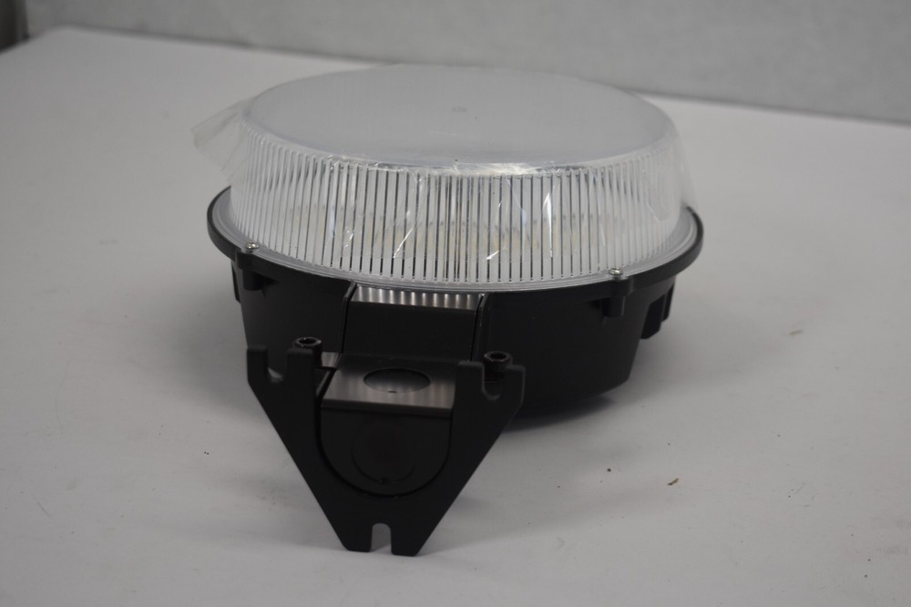 LED Barn Light 42W 5000K LED Outdoor Lighting 120VAC 60Hz Replacement Module