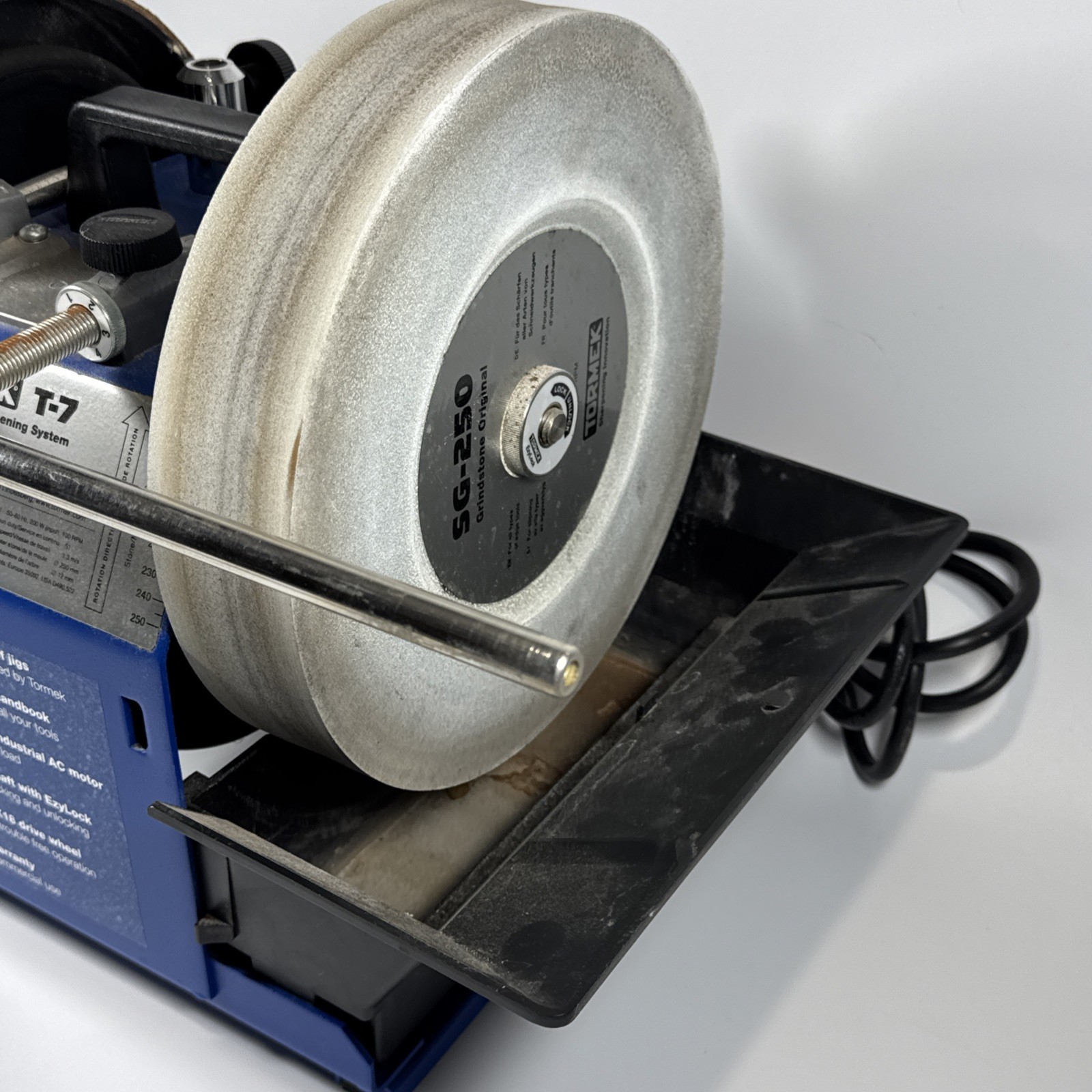 Tormek T-7 Water Cooled Sharpening System With Tools Tested Working