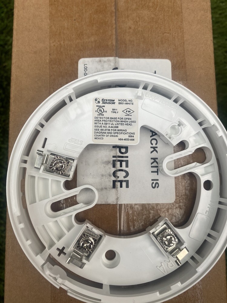 System Sensor B501- White Detector Base