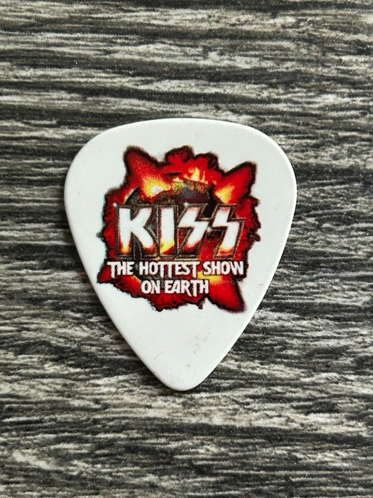 KISS Guitar Pick PAUL STANLEY Hottest Show On Earth Concert Tour Vintage Kiss