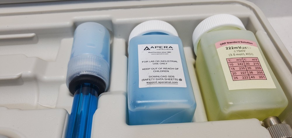 APERA Instruments SX721 pH/ORP/Conductivity/TDS ++ Portable Meter Kit