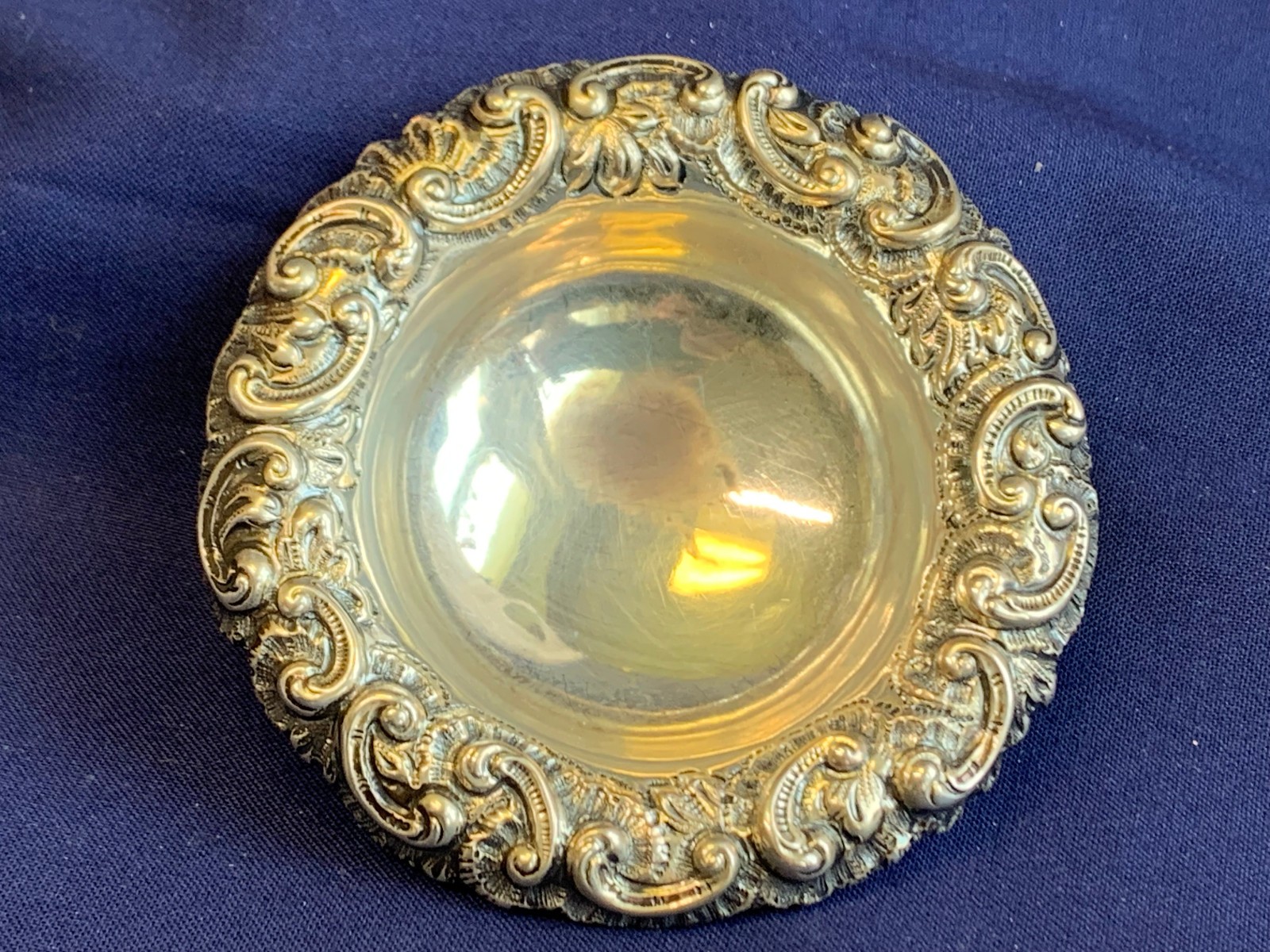 Antique Sterling Silver Condiment Dish Master Salt Cellar 37.84g Floral Repousse