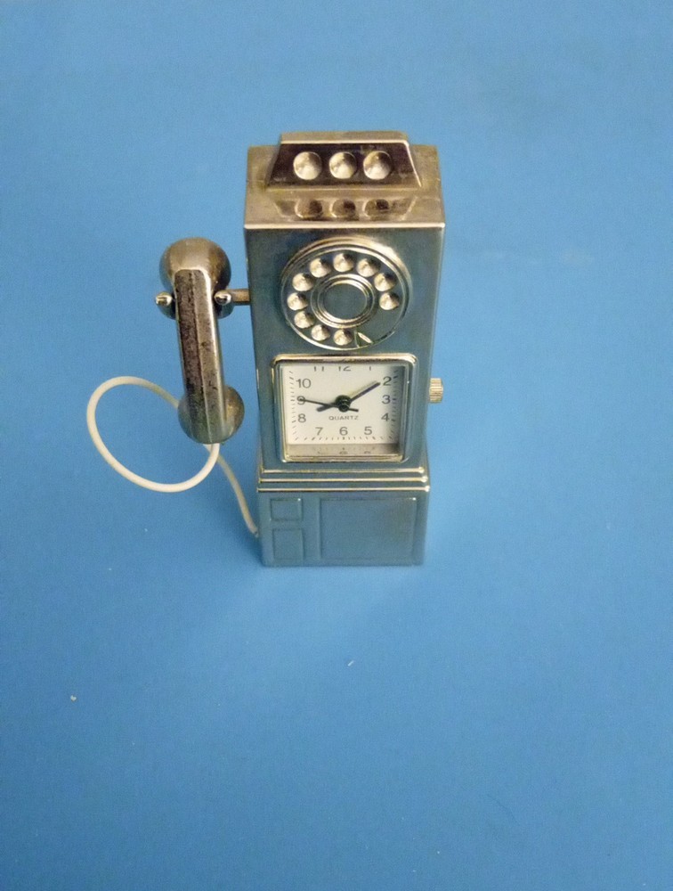 Miniature Novelty Clock