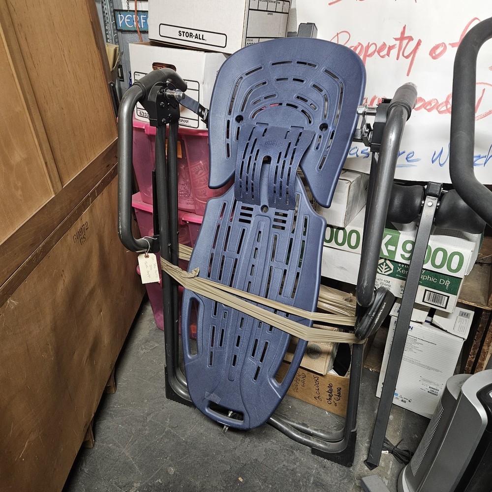 Teeter Hang UPS Inversion Table EP 860 Slightly Used