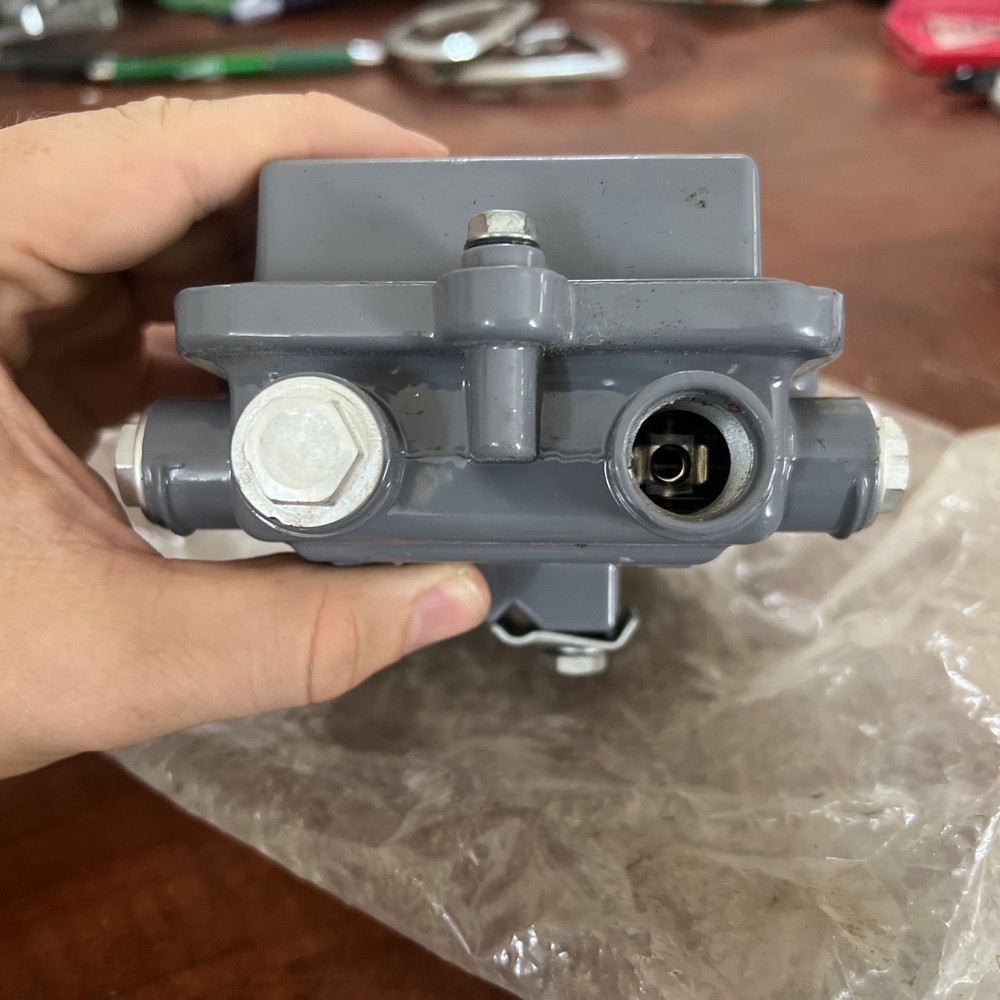 Milenium - MGLSH-2F - 2 Way Splitter - 3.5db 10I