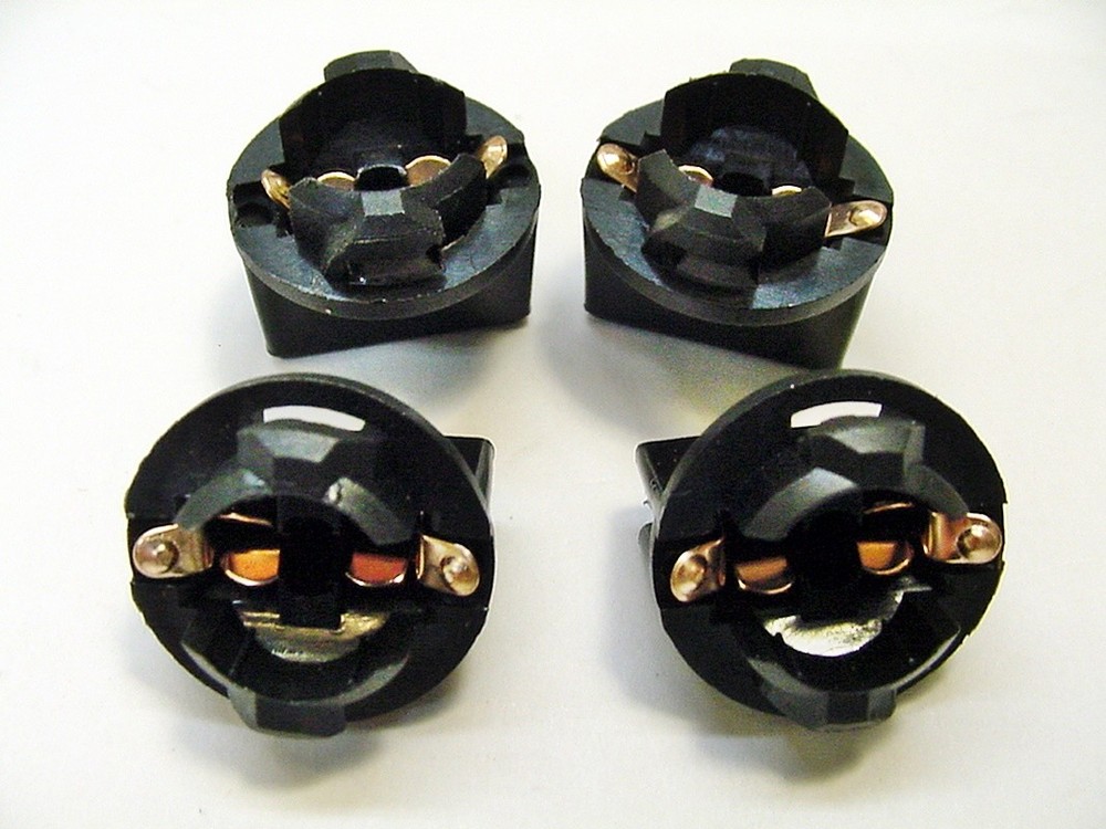 4x Buick 194 Instrument Panel Cluster Light Bulb Lamp Dashboard Socket Plug NOS
