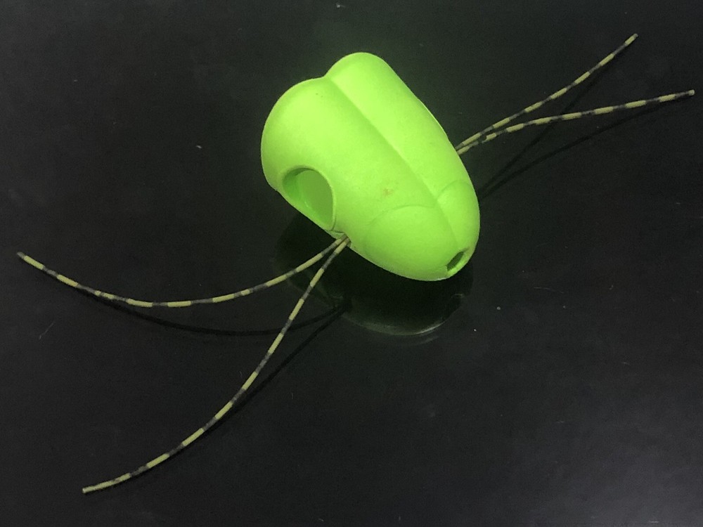 ZUDDY'S LEG PULLER. FLY TYING TOOL. PULLING RUBBER LEGS. POPPER, CRAFTS, PUNCH