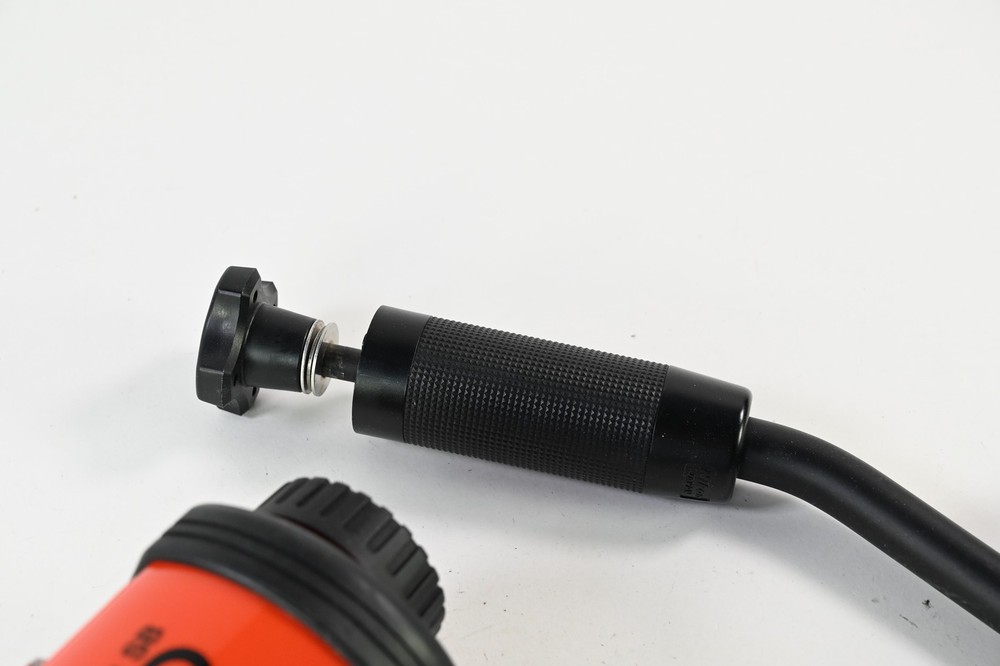 Nikonos SB-103 Underwater Speedlight Strobe w/cord,bracket #G883