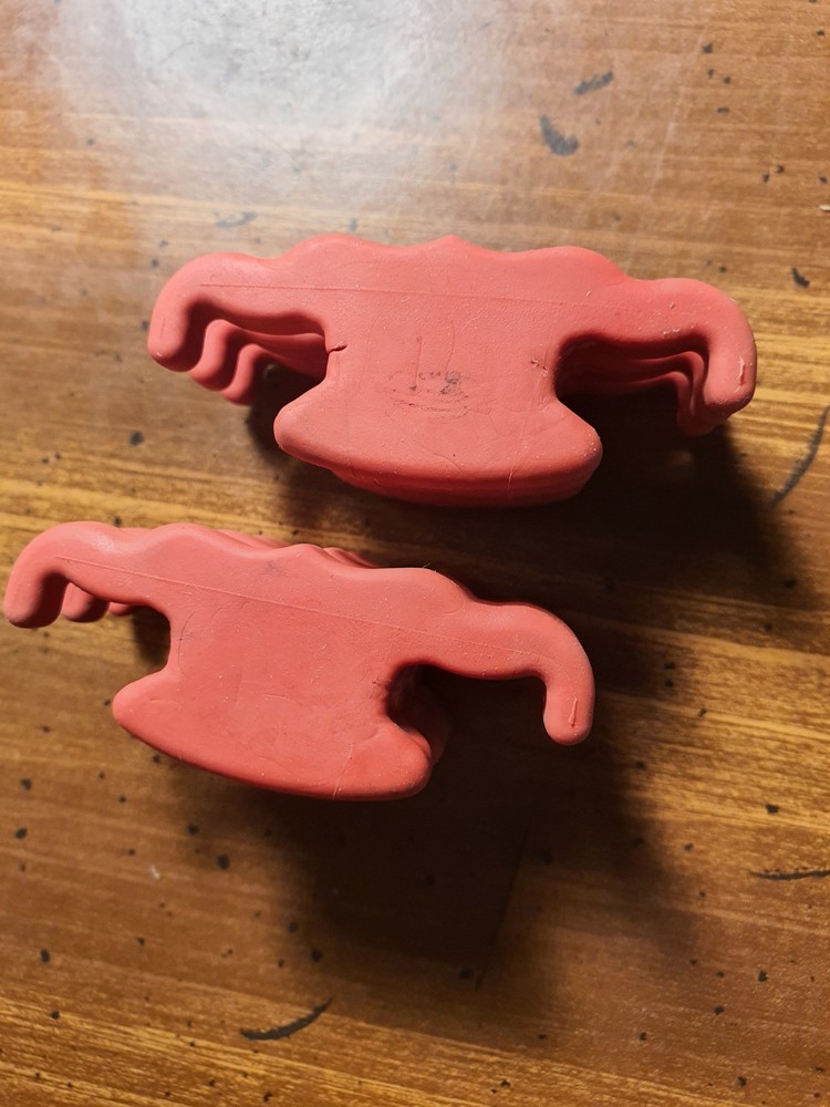 Hoyt Defiant Red Limb Dampeners