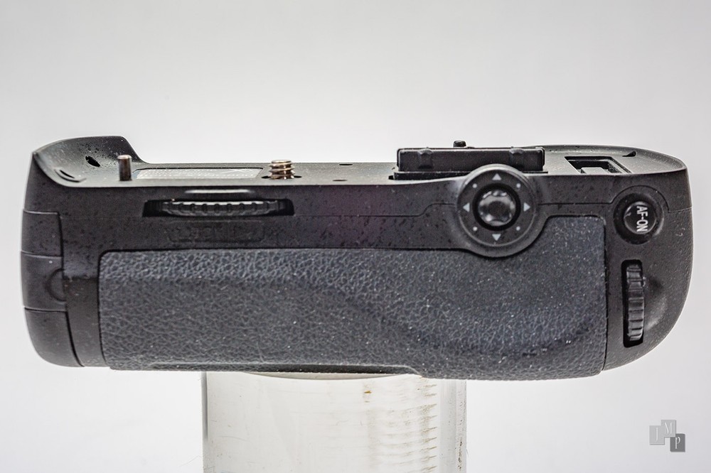 Vertical Battery Grip & Caddy for Nikon D800 D800E - Good condition