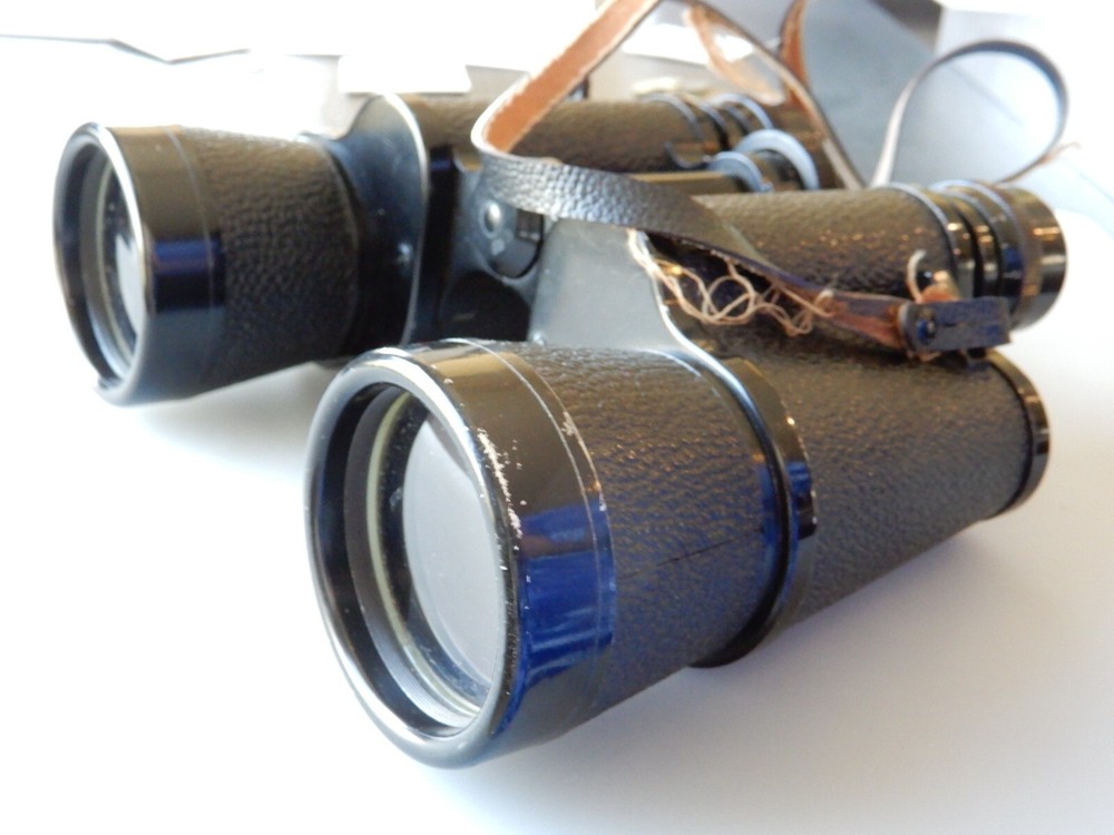 Super Zenith 8 x 50 Binoculars in leather case