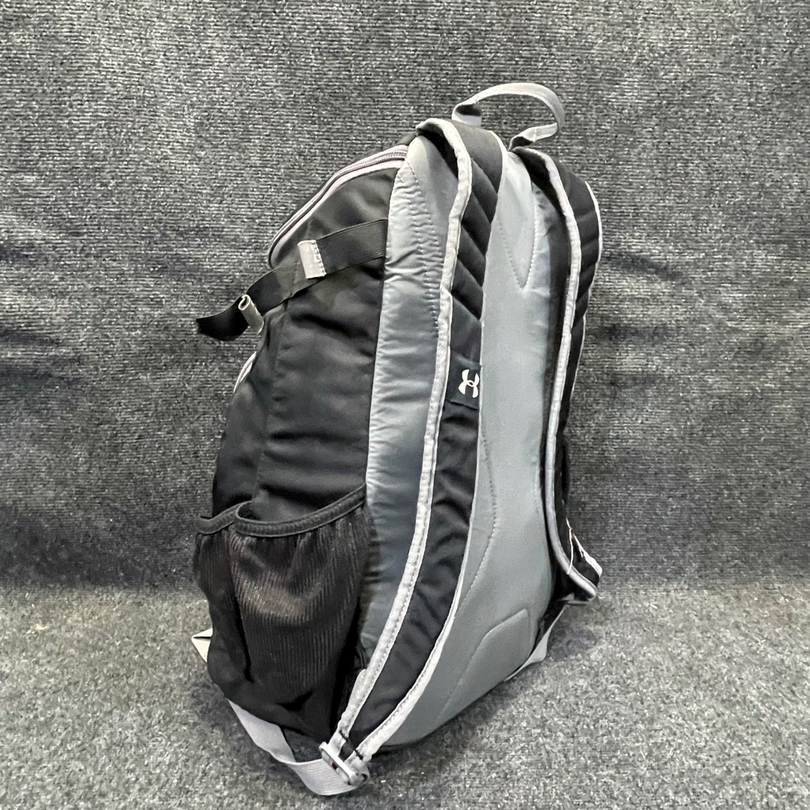 Under Armour UASB-UBP Undeniable Bat Pack Black Baseball Softball Bag Backpack