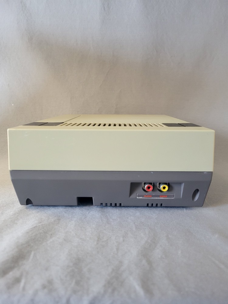 Nintendo NES Console - NES-001 - Cords & Controller - Tested - Pins Cleaned!