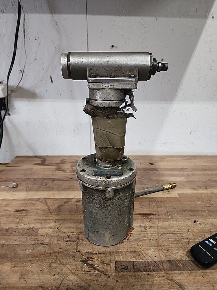 Cherry Rivet Gun G-684