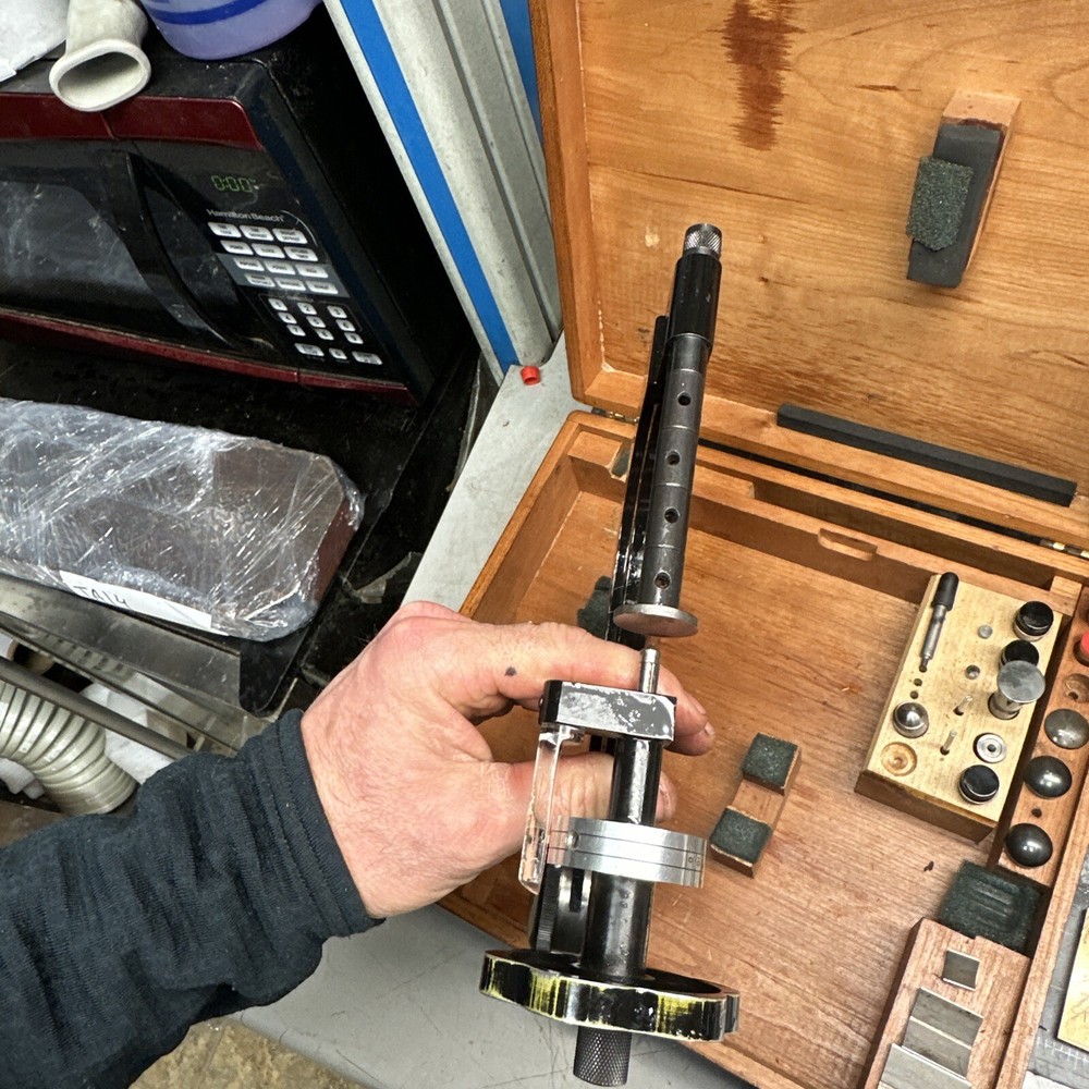 Ames Portable Hardness Tester Model 4-4 (ta15