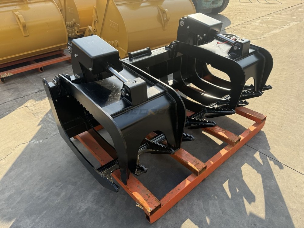 Skid Steer Loader Grapple Rake 1829 mm (72 in)