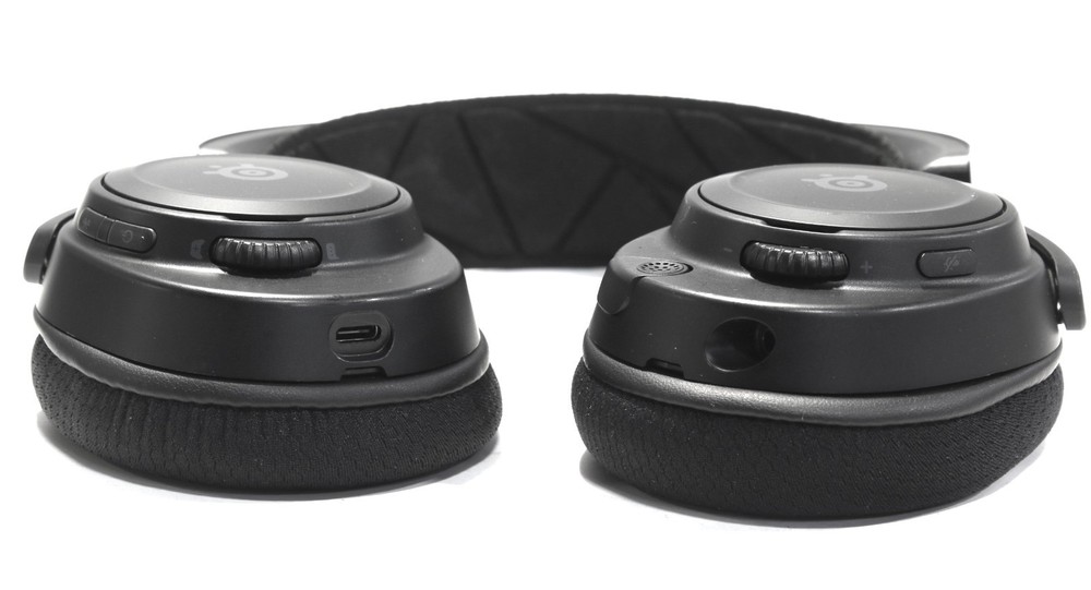SteelSeries Arctis Nova 7 Wireless Gaming Headset For PC/ MAC/BT/PS4/PS5/Switch