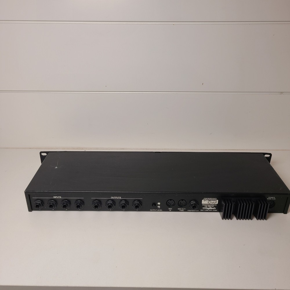 Digitech Studio Quad 4 In 4 Out Multi-Effects Processor no Power Supply