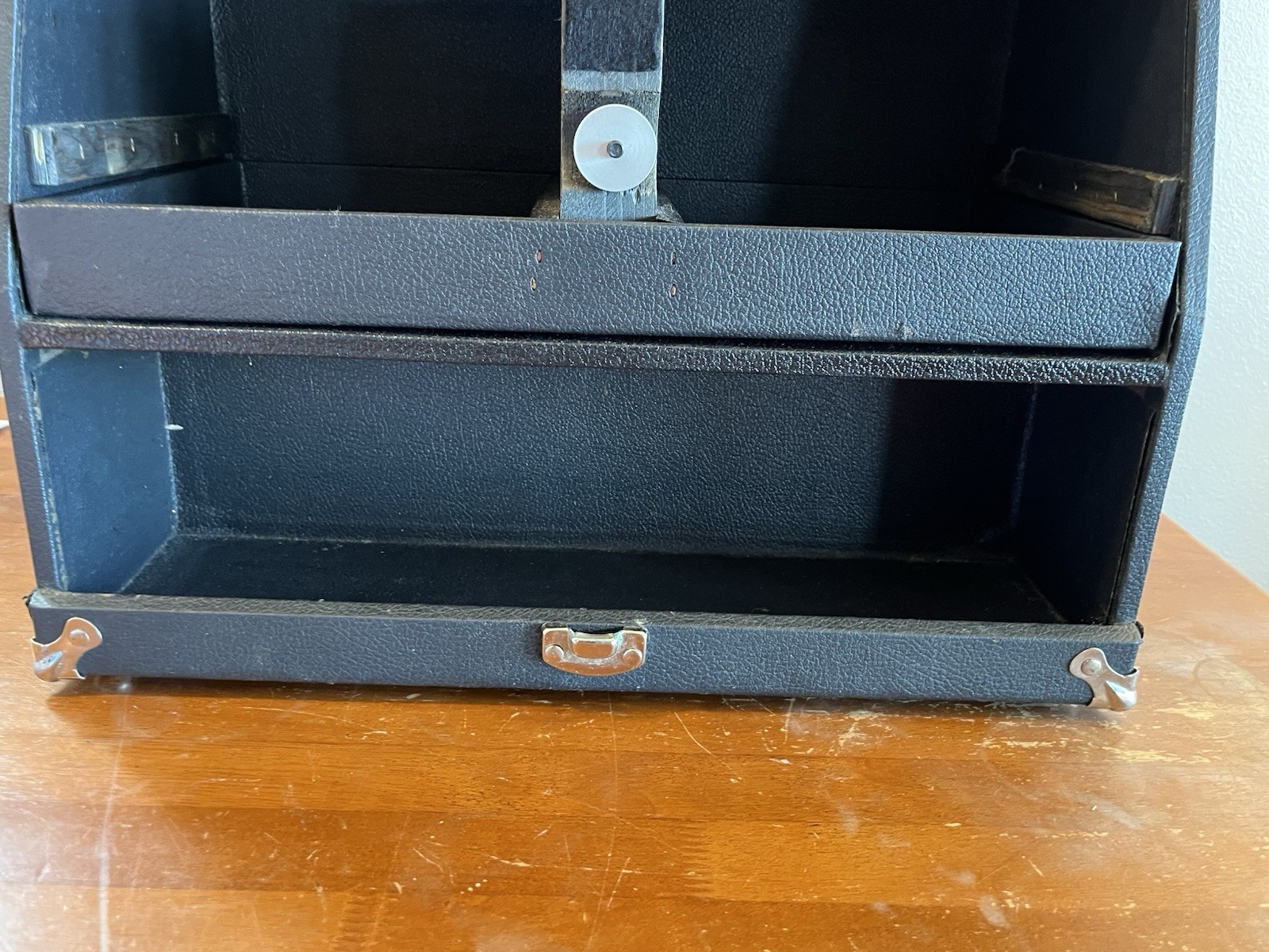 Vintage Pachmayr Gun Works Super Deluxe Case with 4 Holders, No Key or Holes