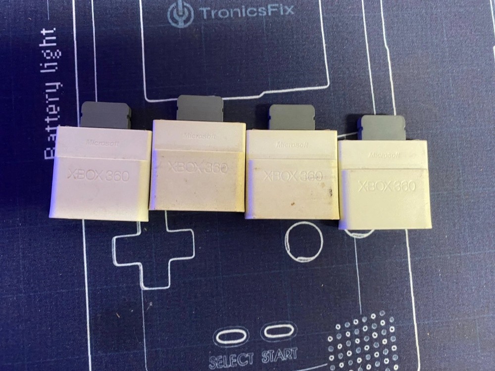 Official OEM Genuine Microsoft Xbox 360 Memory Card Unit