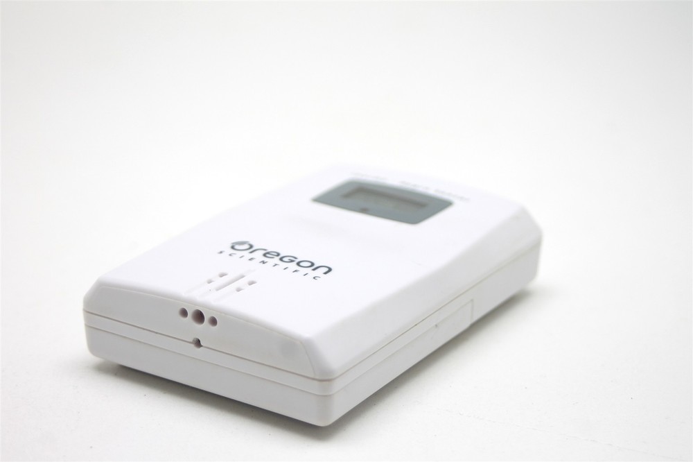 Oregon Scientific THGR122NX Wireless Temperature &Humidity Sensor With Display