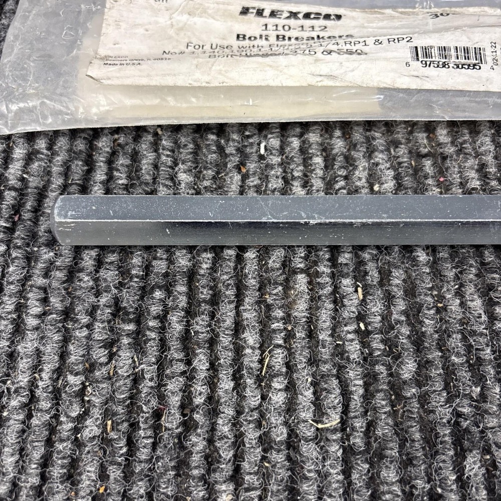 PAIR BFLEXCO 110-112 BOLT SOLID PLATE STRAIGHT BOLT BREAKERS