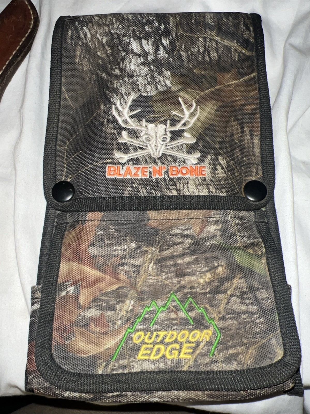 Outdoor Edge Game Skinners Wild Cape And Wild Skin Knifes Blaze And Bone
