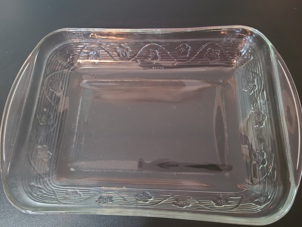 Anchor Hocking Baking Dish 9"×12" Floral Etched Outlined Small Flower Pattern