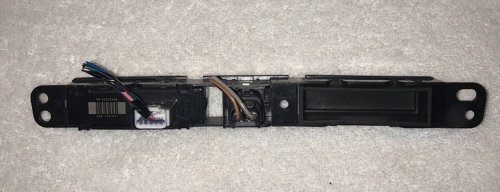 2007-2012 GMC ACADIA HAZZARD BUTTON STRIP OEM