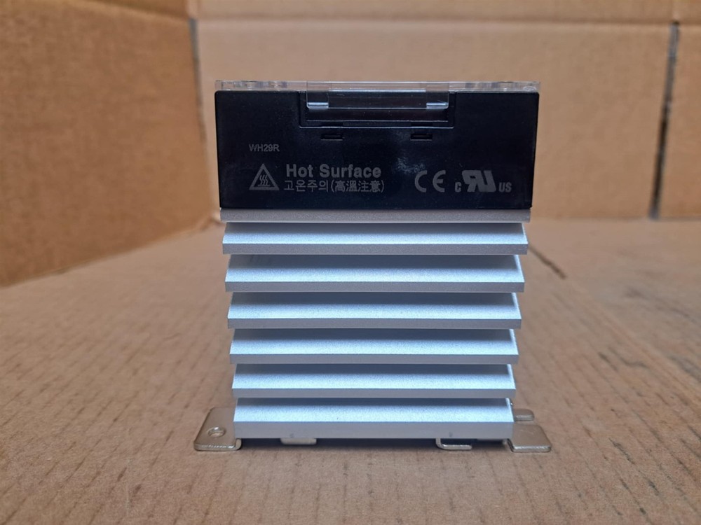 Autonics Solid State Relay Part No. SRHL1-1215