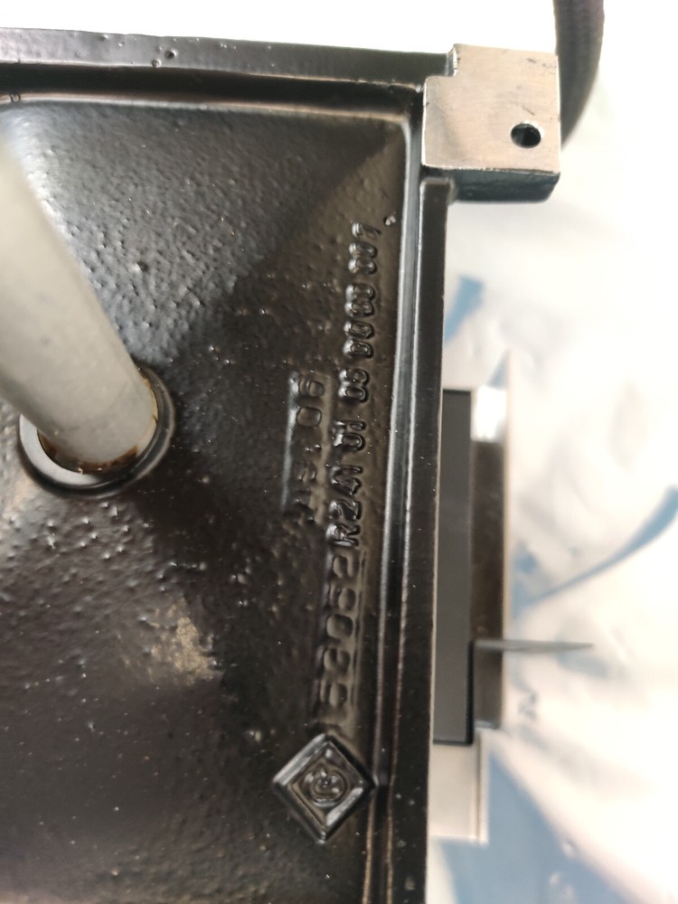 Perkin Elmer Polarimeter 341 / 343 Sample Compartment