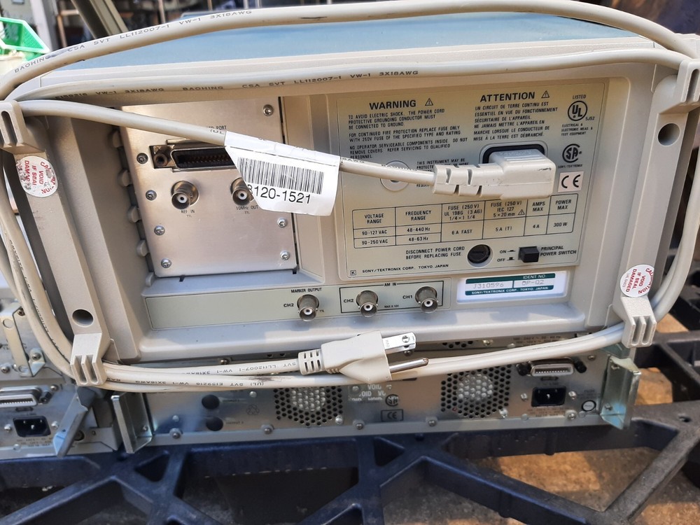 Sony Tektronix AFG2020 100MHz Programmable Arbitrary Waveform Generator opt 02