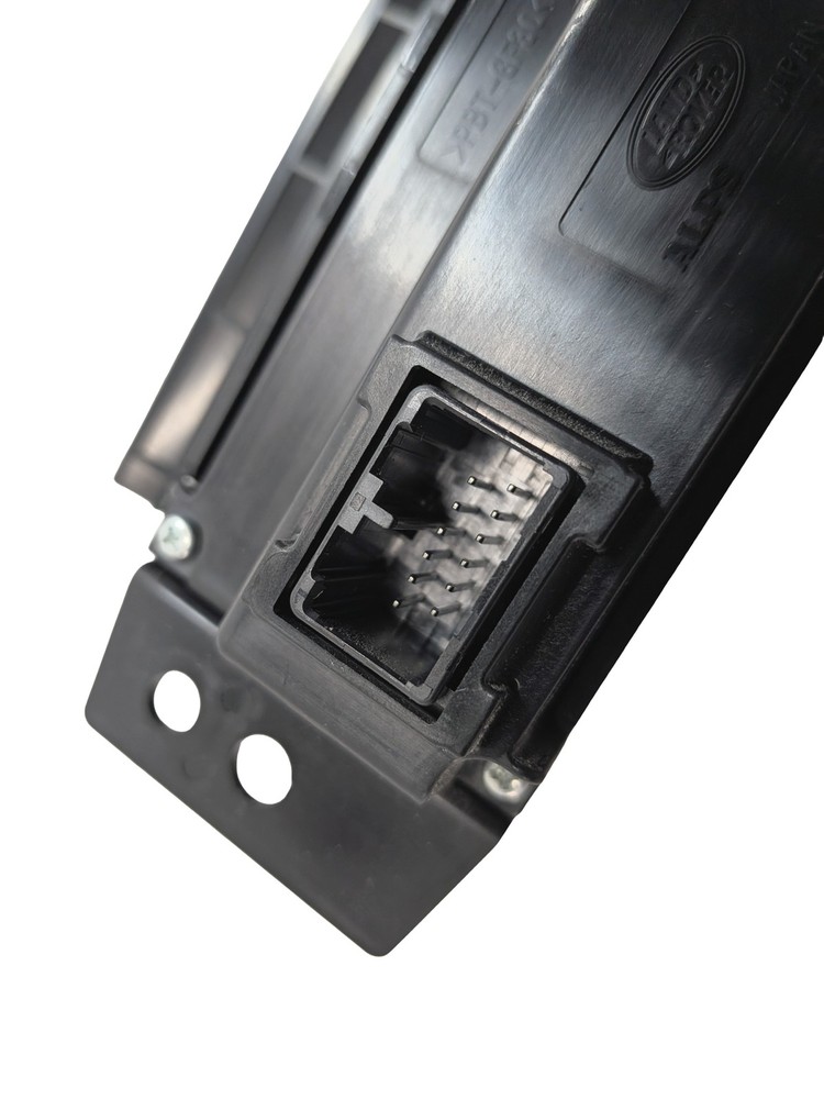 2016 RANGE ROVER (L405) CENTER DASH SCREEN LEFT TOUCH CONTROL MODULE