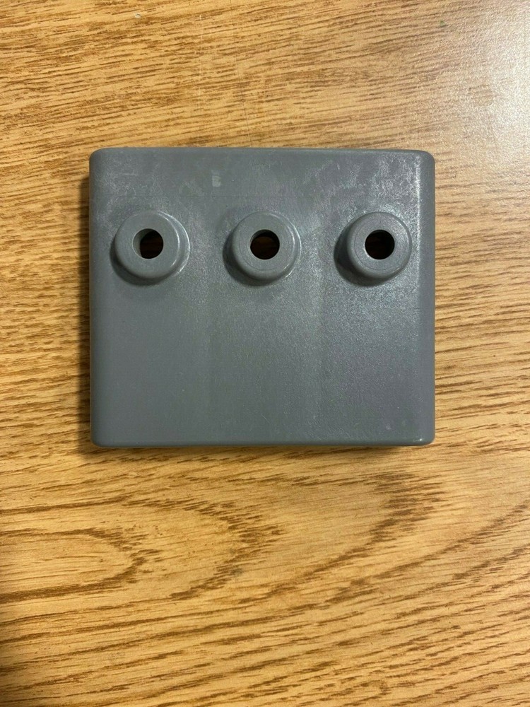 Eaton EEC3K Terminal End Cover