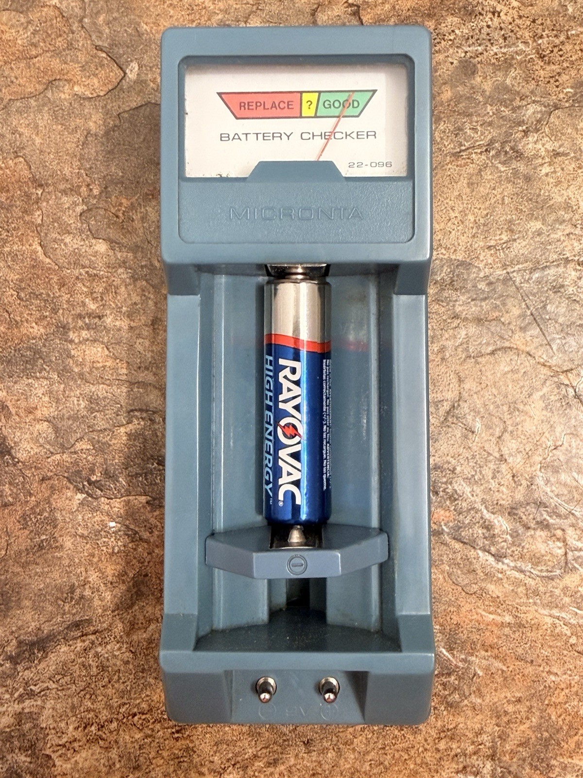 Vintage Micronta Battery Checker Tester 22-096A, D,C, AA, AAA, N & 9-Volt Batt