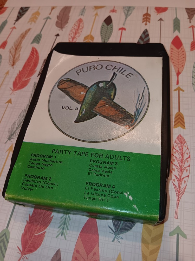 Puro Chile 8 Track Comedia