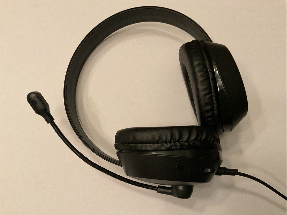 Gamestop Universal Wired Gaming Headphones with Microphone