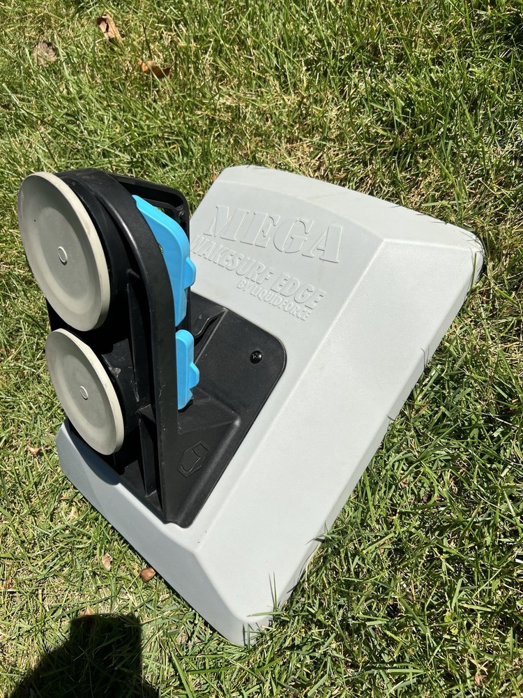 Liquid Force Wakesurf Edge Mega Wave Shaper